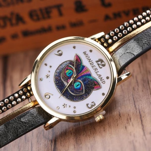 Cheshire Cat Leather Wrap Bracelet Watch - Picture 2 of 3